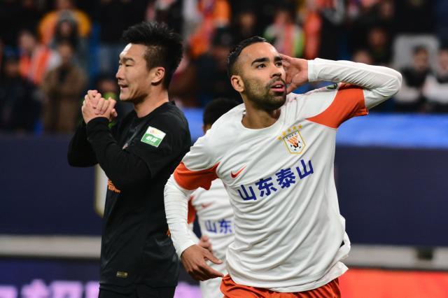 华体会体育-泰山结束4场不胜 德尔加多替补绝杀该受康熙重用