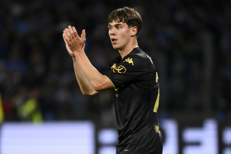 华体会官网-迪马济奥：罗马将租借热那亚19岁边锋文图里诺，有权700万欧买断